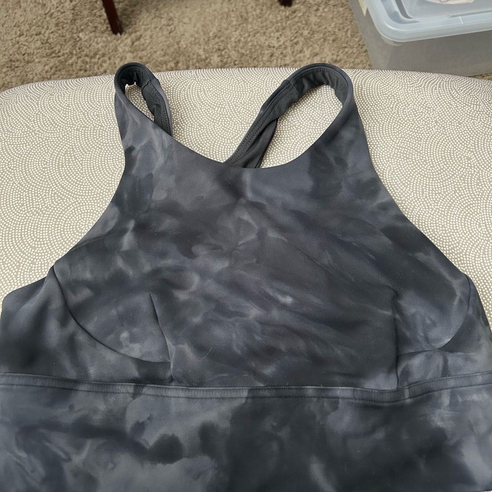 lululemon Wunder Train Longline Sports Bra Medium Support C/D cup
